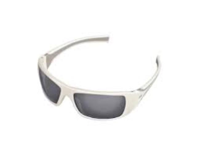 Where to rent WHITE ICE GLASSES SILVER MIRROR in Cincinnati OH